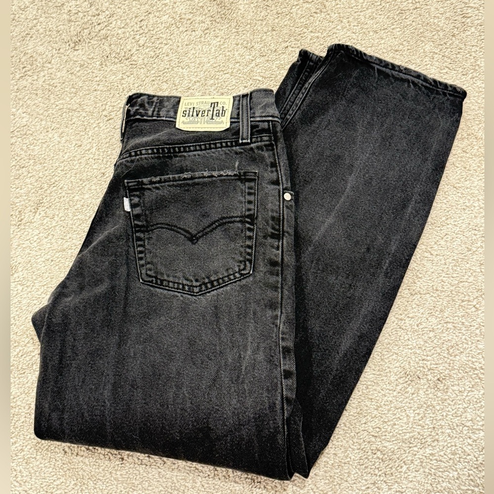 Levis silver tab 94’ Baggy black distressed jeans Size 27